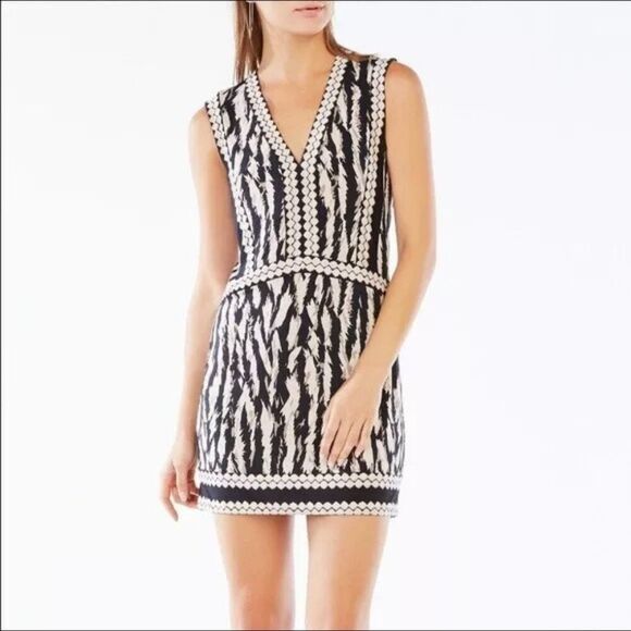 BCBGMaxazria Bridgit Tunic Mini Dress Women's MEDIUM Black Ivory Animal Print - Picture 1 of 8
